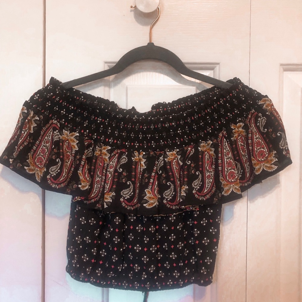 Off the shoulder ruffle top